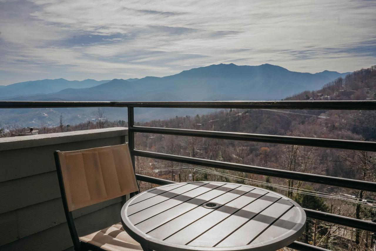 Smoky Mountains Studio With Balcony Gatlinburg Zewnętrze zdjęcie